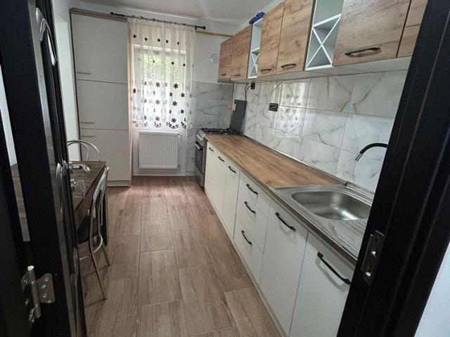 Dau spre inchiriere apartament 2 camere