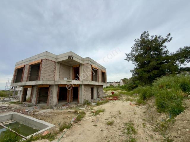 Davutlar'da Müstakil Havuz Ve Bahçeli Doğa Manzaralı Lüx Villa