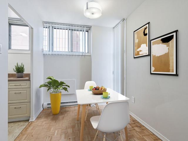 Davisville Tower Studio [object Promise] for Rent