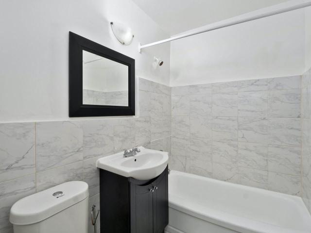 Dawes Apartments Studio Apartment for Rent at 508 Dawes Rd, Toronto, ON M4B 2G3 Woodbine Gardens