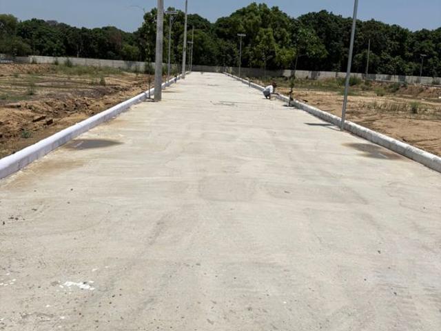 Dawrika Apartment 100 Sq.Yd. Plot in Naya Ganj Ghaziabad Listing ID: #10264