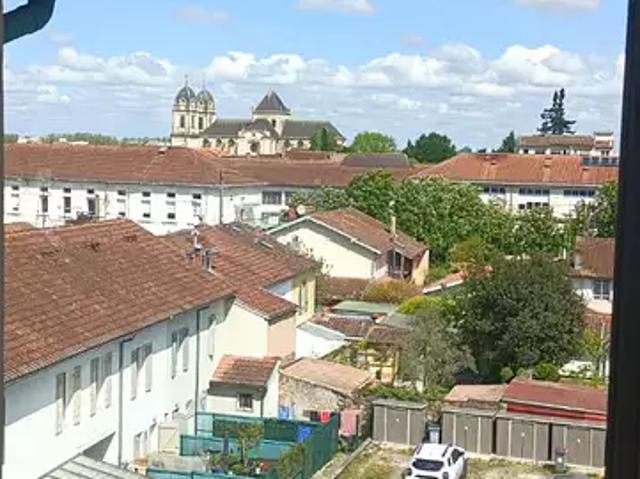 Dax 40100 Achat / Vente appartement 3 pièces t3 au dernier étage cave