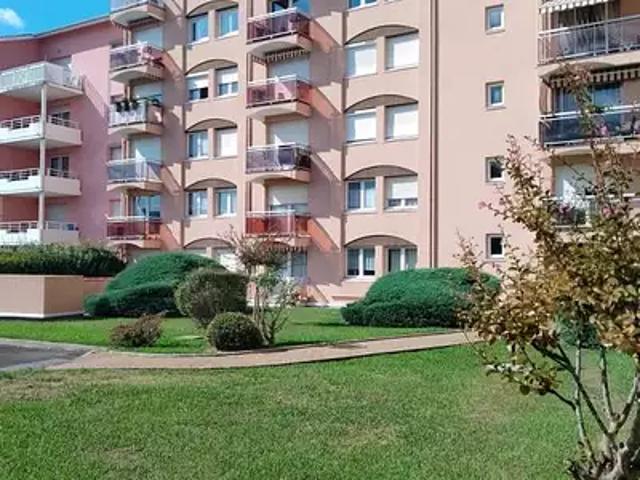 Dax 40100 Achat / Vente appartement 4 pièces t4 au dernier étage cave