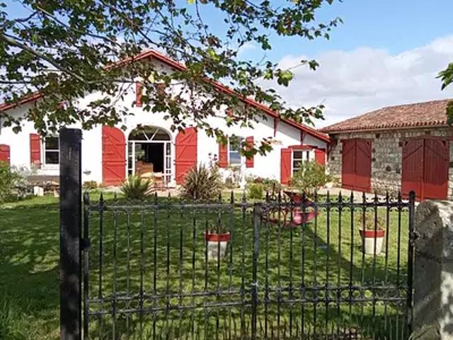 Peyrehorade 40300 Achat / Vente maison 9 pièces t9 jardin terrasse