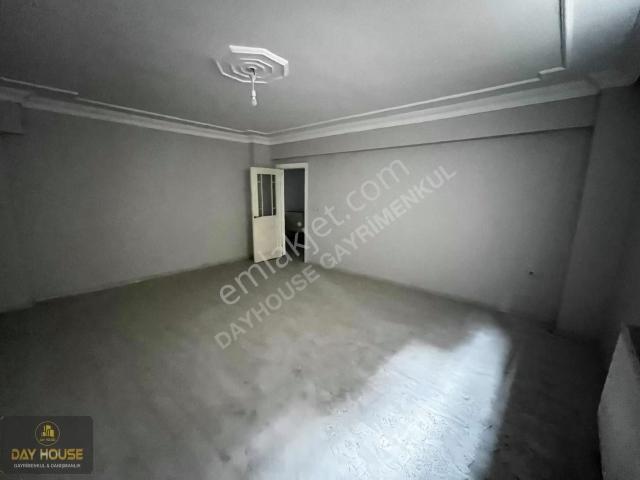 Day House'den 3+1 Zübeyde Hanım'da Bahçe Kat