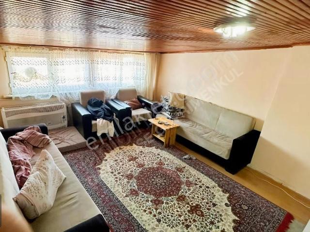 Day House'den Kat Mülkiyetli Teraslı Çatı Kat Daire