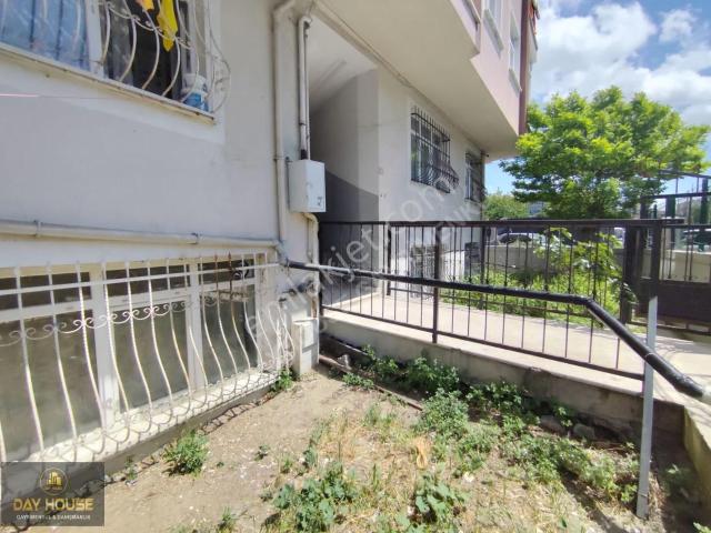 Day House'den Merkezi Konumda Önü Açık 2+1 Bahçe Kat