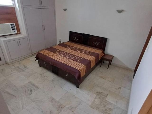 Dayanand Colony, Lajpat Nagar 2 Bedroom 125 Sq. Ft. Builder Floor in Dayanand Colony Delhi Listing ID: #10393