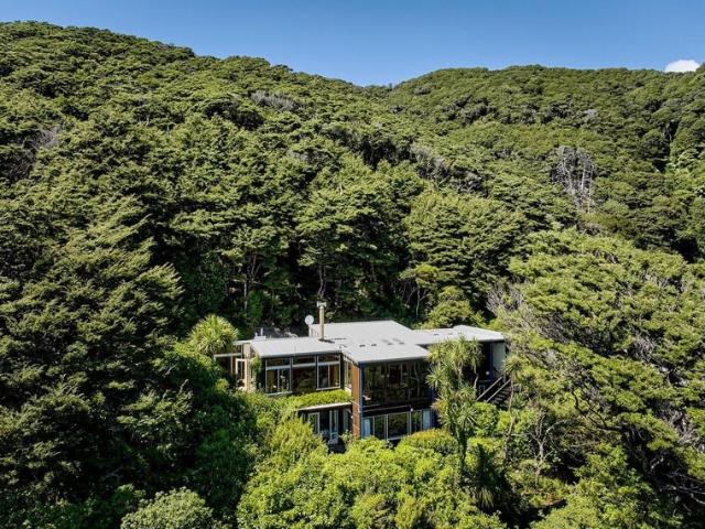 days bay, 3 bedrooms