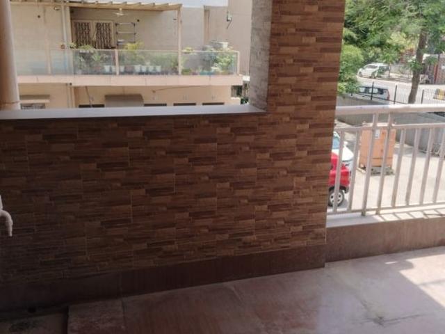 Dda Flats Sarita Vihar New Delhi 3.5 Bedroom 2200 Sq. Ft. Builder Floor in Sarita Vihar Delhi Listing ID: #10361