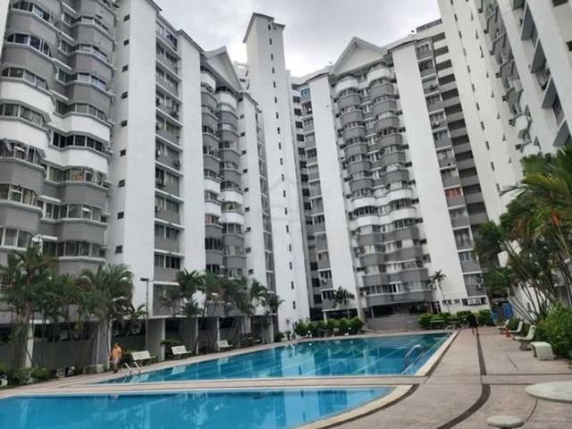 De Tropicana Condo Kuchai Lama 3R2B 1067sf Partly Furnished