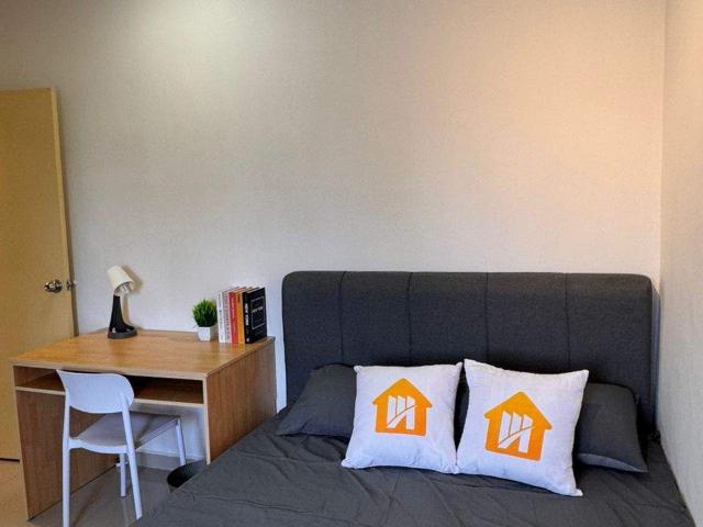 De Tropicana, Kuchai Lama Private bathroom‼️Newly RENO ️ NEAR MRT, Master Room Fully Furnished @ NEW Aircond
