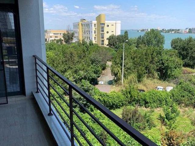 De vanzare apartament 3 camere
