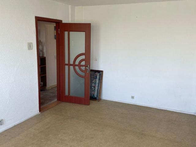 De vanzare apartament 3 camere, zona 700 Bucuresti
