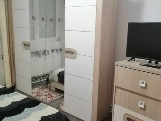 De vanzare apartament 2 camere semidecomandat