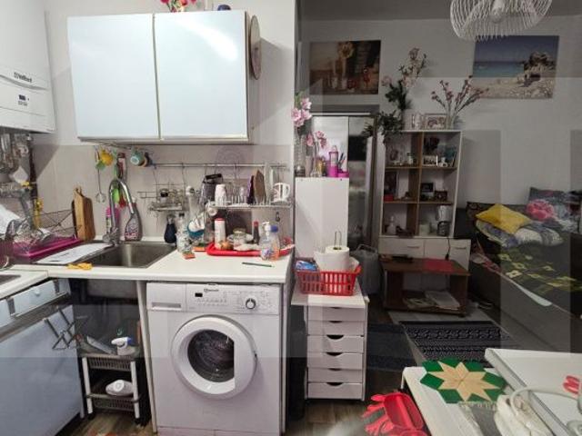 De vanzare apartament 2 camere – zona Dambovita