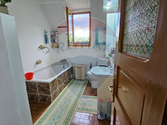De vanzare Casă / Vilă 5 camere + 850 mp teren in Breaza, PH
