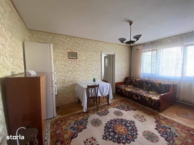 De vanzare 2 camere etajul 3, 37000 euro