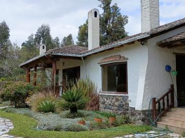 DE VENTA HERMOSA CASA