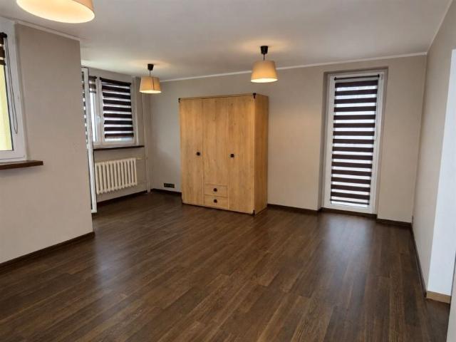 De Gaulle a 36,70 m², Tychy