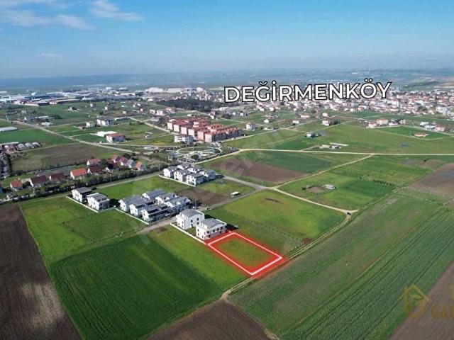 DEĞİRMENKÖY KONUT İMARLI 12 DAİRE YAPIMINA UYGUN EMSALSİZ ARSA