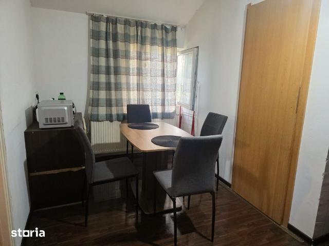 De inchiat apartament pret 700lei