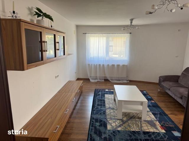 De inchireat apartament 3 camere