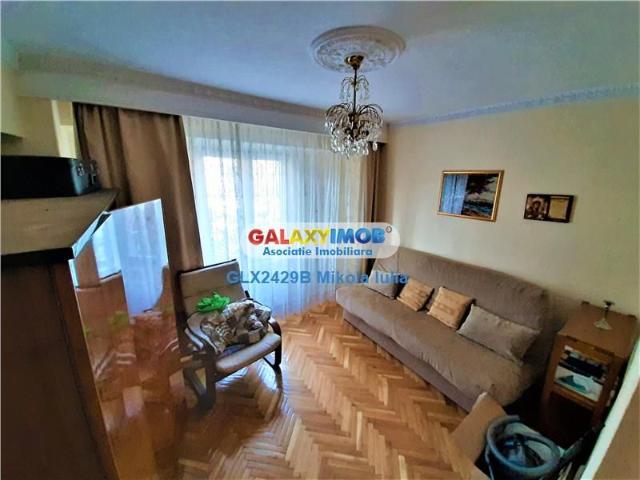 De inchiriat 3 camere Et 1/8 A.C. 1990 Soseaua Virtutii Orsova