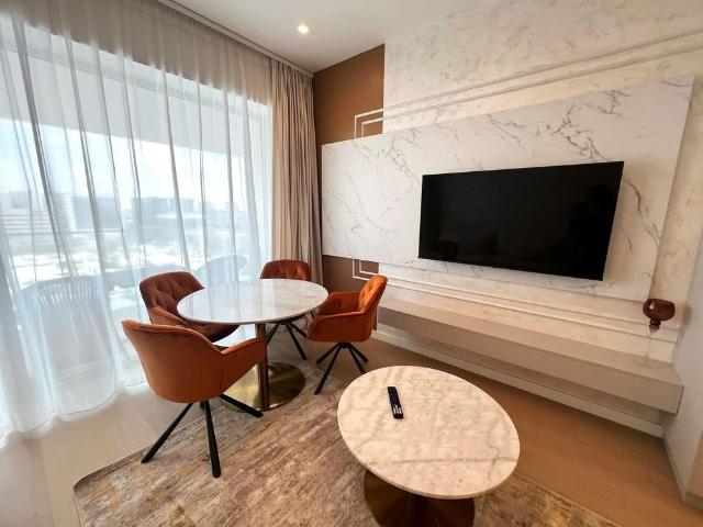 De Închiriat 2 Camere | Aviației Tower | Parcare Inclusă