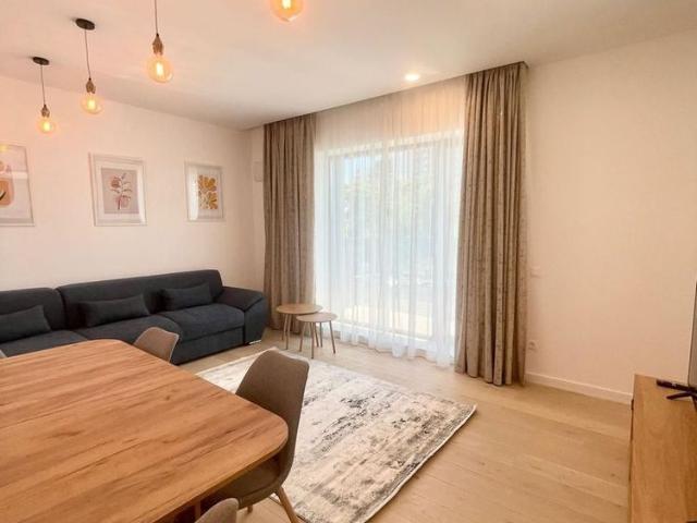 De inchiriat 2 camere in Nusco City