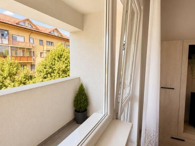 De Inchiriat| 2 Camere | Totul Nou | Strada Rezervelor | Etaj2| Balcon