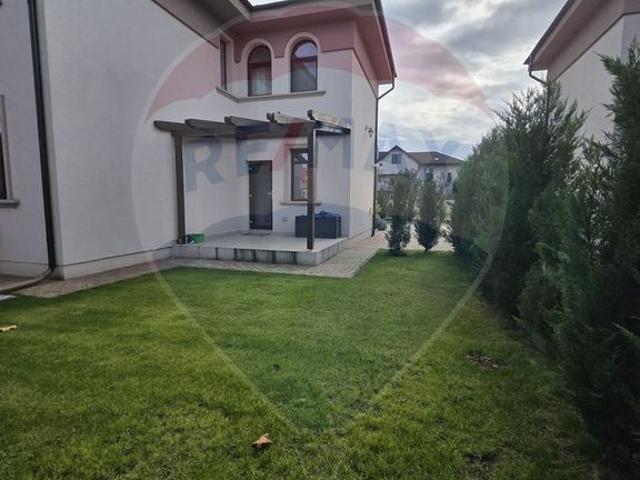 DE INCHIRIAT Casă / Vilă în Otopeni