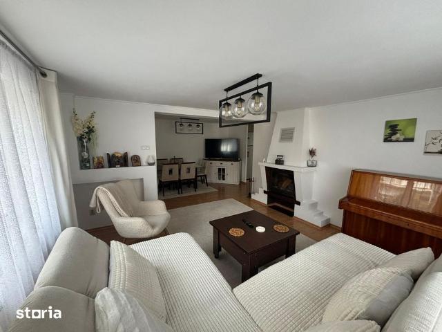De închiriat casă 3 camere +dependințe situată în cartierul Obcini