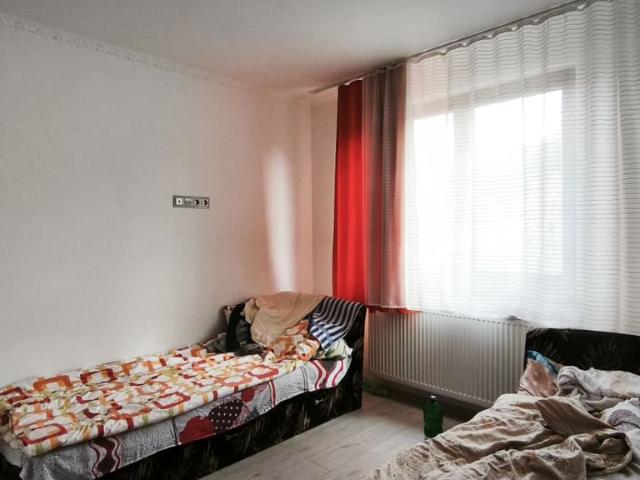 De inchiriat casa cu 6 camere in Cristesti
