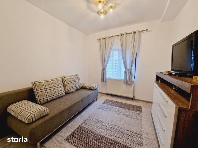 De inchiriat casa cu curte proprie, zona Cantemir