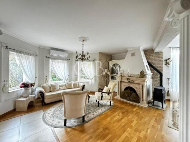 De inchiriat Casa/vila in Borhanci 200mp teren 950mp in zona HabuluiEducational