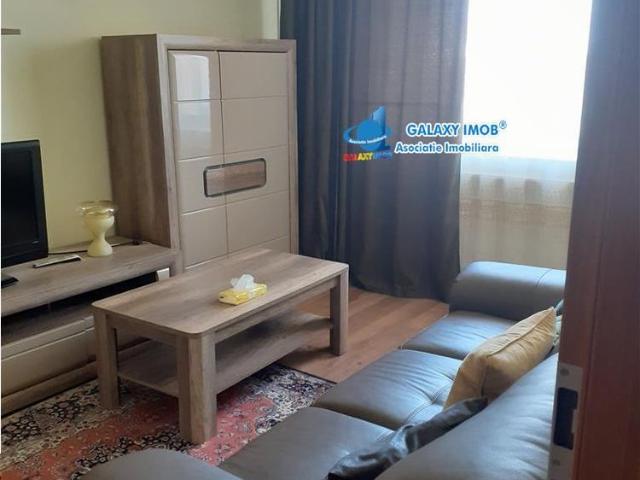 DE INCHIRIAT ap modern cu 3 cam cf 1 dec central