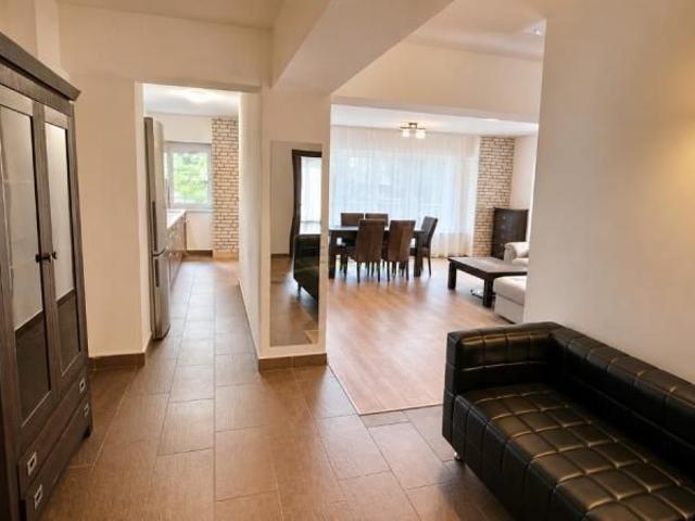 De inchiriat | Apartament 4 camere | 136 mp | Plopilor