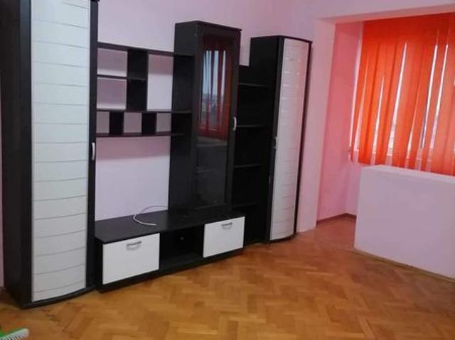 De închiriat apartament