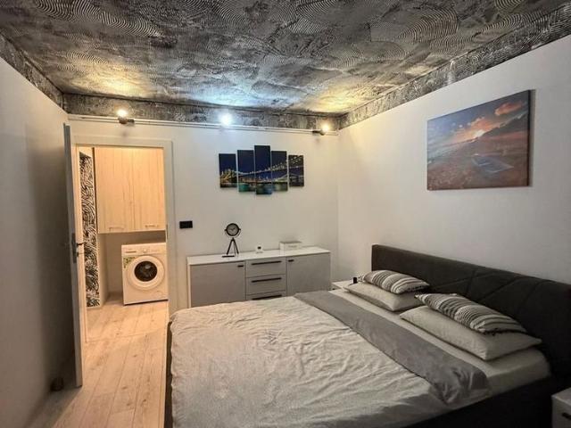 De închiriat apartament 1 camera Zona Faleza