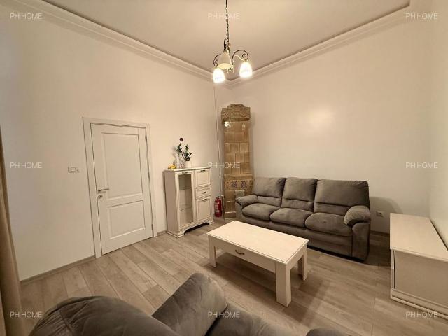 De Inchiriat apartament 2 cam complet utilat, 50 mp utlili Zona Centru Pietonala