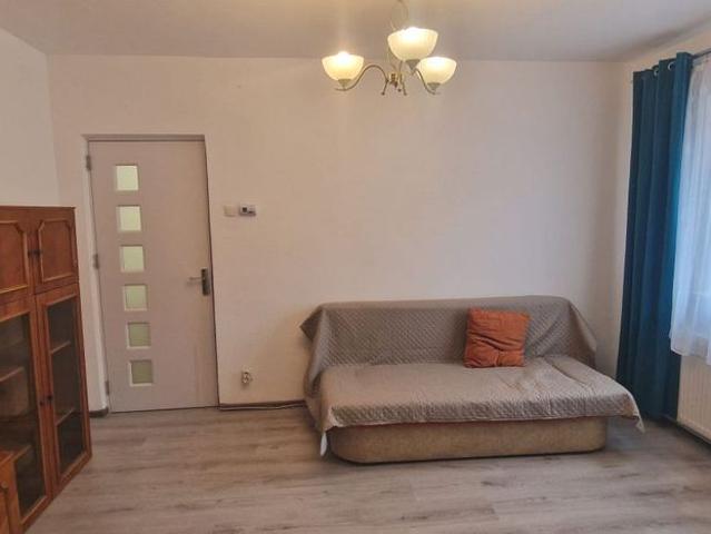 De inchiriat apartament 2 camere