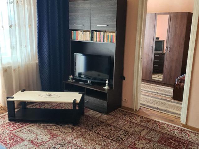 De închiriat – Apartament 2 camere, 48 mp, etaj 4/5 – Hipodrom III