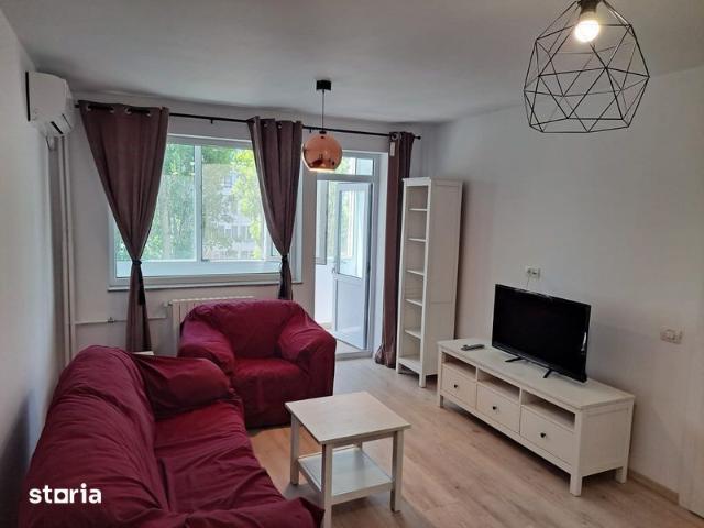 De Inchiriat apartament 2 camere