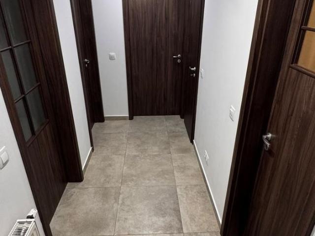 DE INCHIRIAT Apartament 2 camere, 52mp, parter Complexul Studentesc