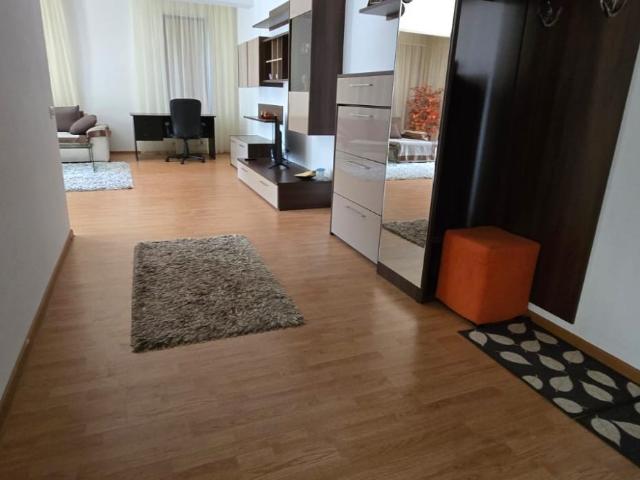 De închiriat – Apartament 2 camere, 70 mp utili – Campus, Constanța AXI105