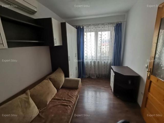 De închiriat – Apartament 2 camere, Vasile Aaron, Sibiu