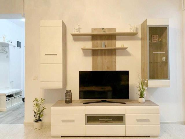 De inchiriat apartament 2 camere zona Pacii