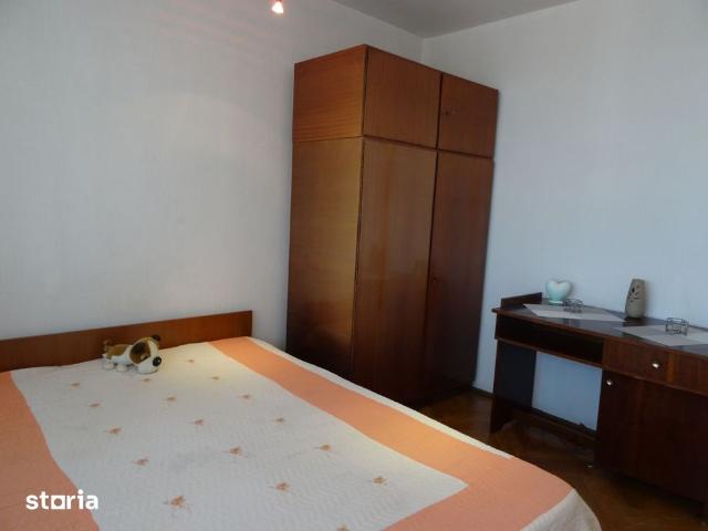 De închiriat – Apartament 2 camere – Complex Studențesc