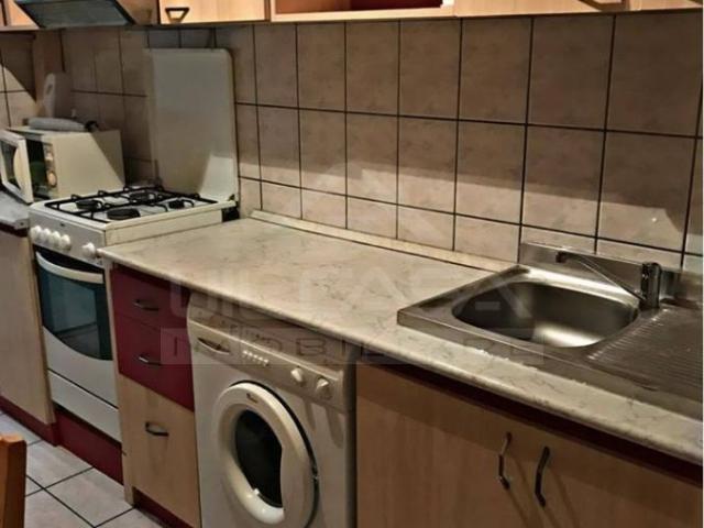 DE INCHIRIAT APARTAMENT 2 CAMERE D, HALA CENTRALA